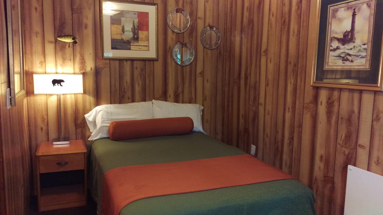 Alpine Motel Branch Exteriör bild
