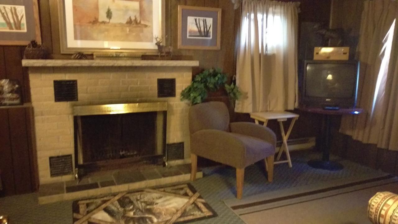 Alpine Motel Branch Exteriör bild