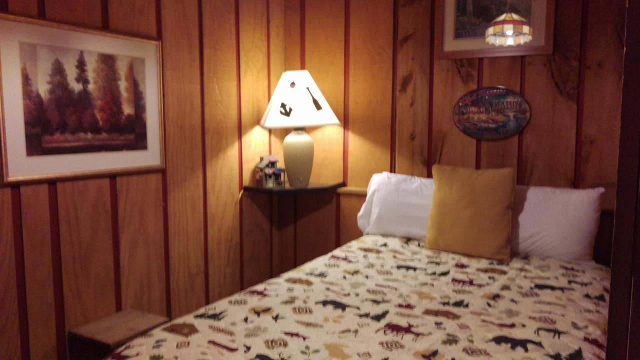 Alpine Motel Branch Exteriör bild